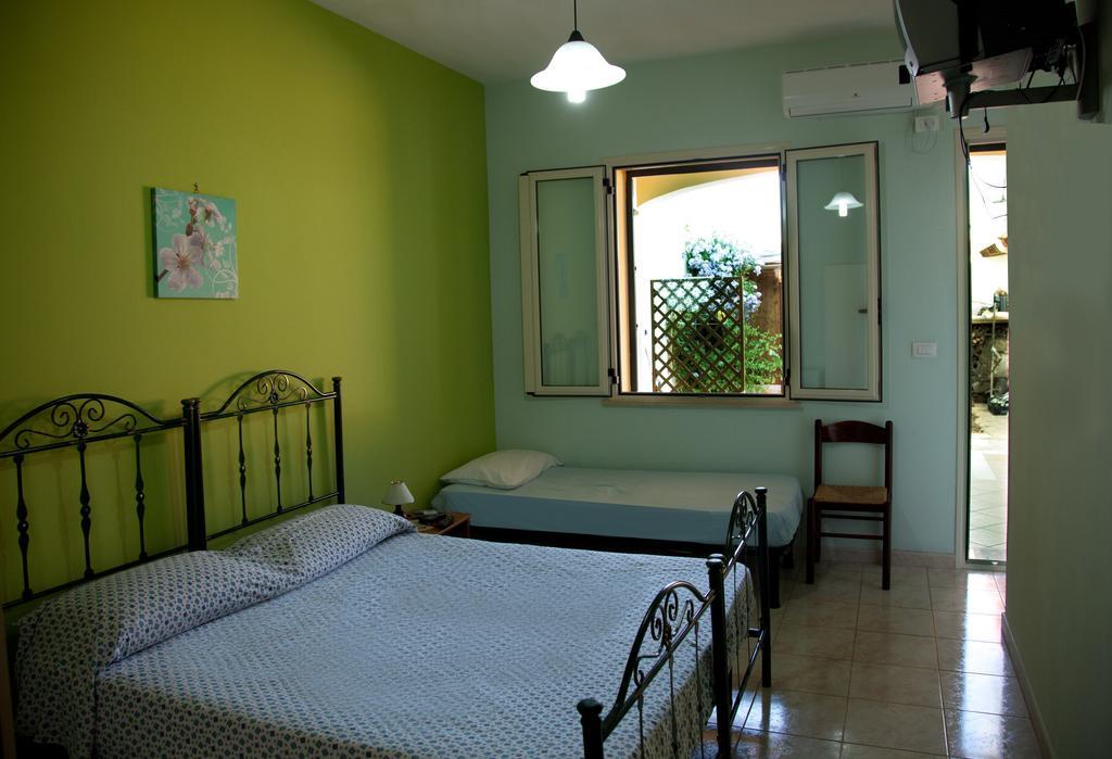 Bonjour Bed & Breakfast Morciano di Leuca Ruang foto